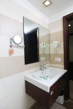 Oyo Rooms Malviya Nagar Market Ню Делхи Екстериор снимка